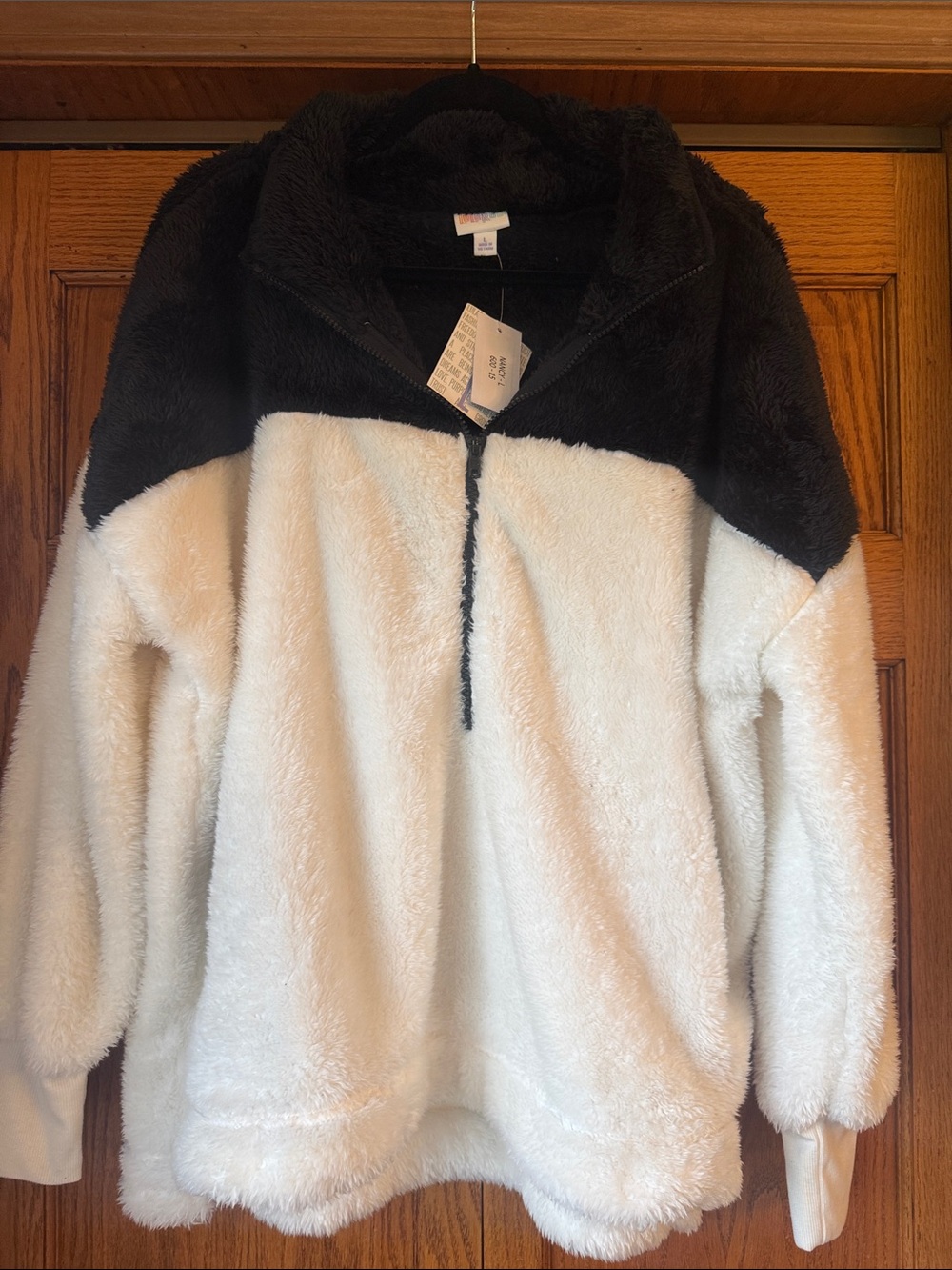 LuLaRoe Black and White Nancy Zip Pullover NWT Large Black & Cream